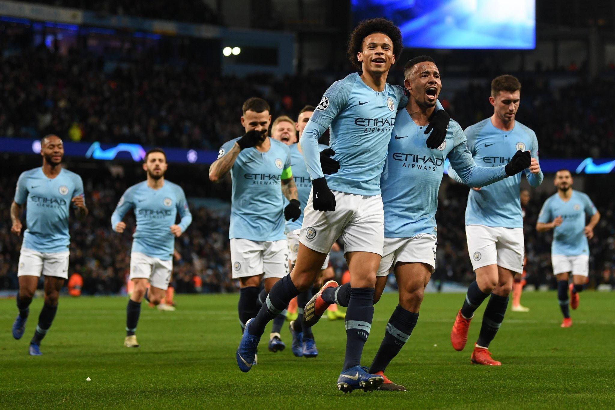 拭目以待 拭目以待